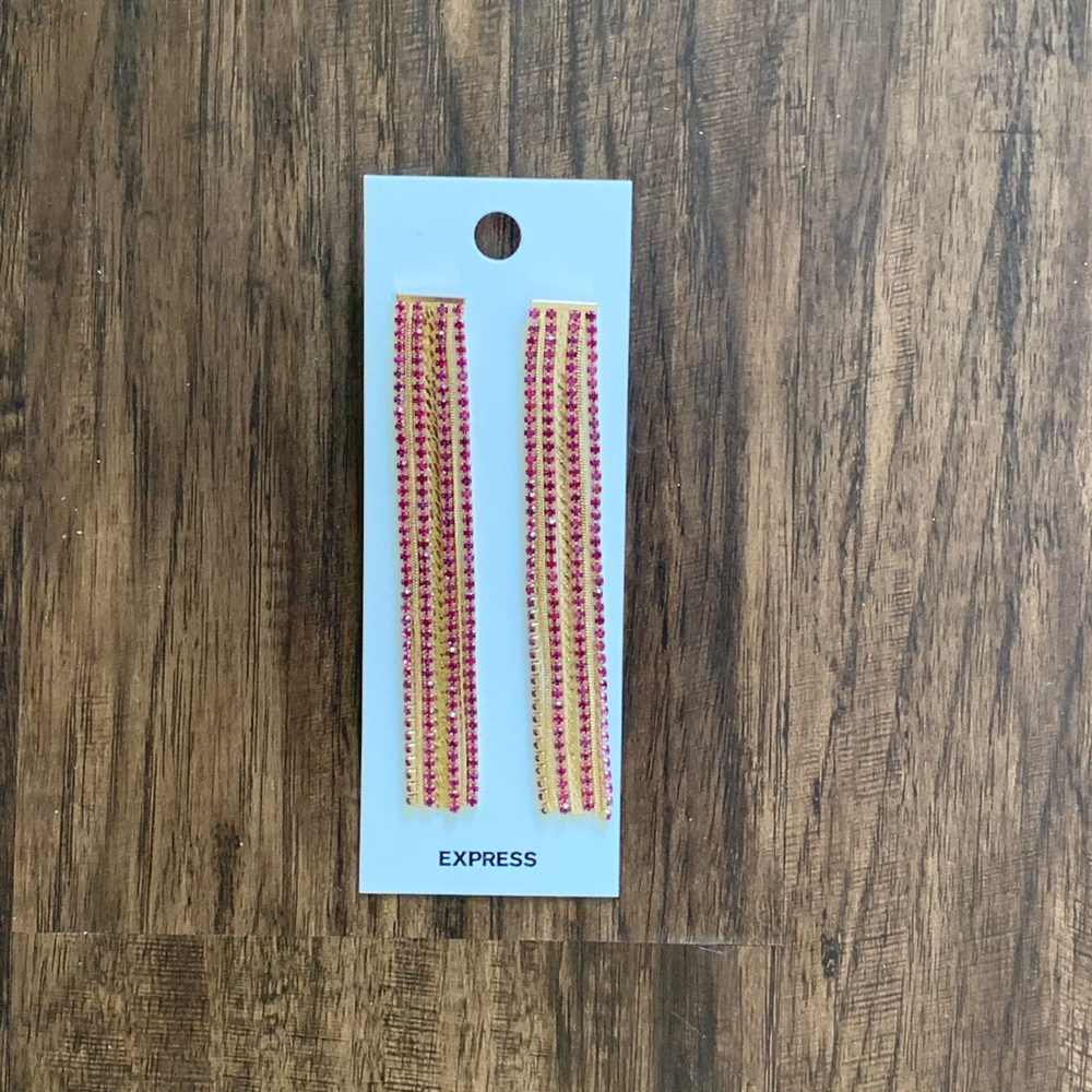 Express drop earring in gold and pink